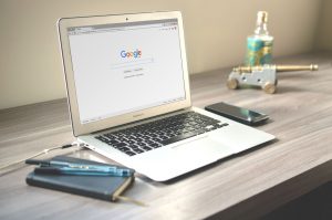 GEO und SEO: Warum Unternehmen jetzt nicht in Panik verfallen sollten – SEO Webdesign aus Bonn von FIPSOLUTIONS